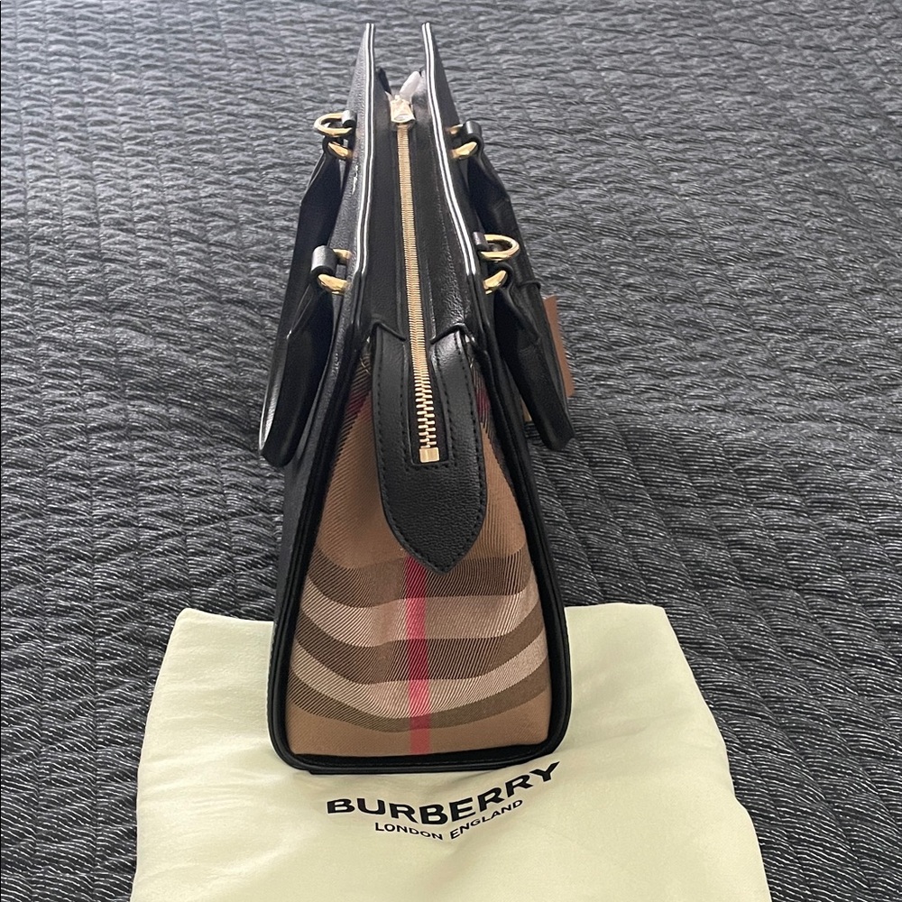 Burberry Black Leather and Tan Checked Canvas Purse - Picture 6 of 14